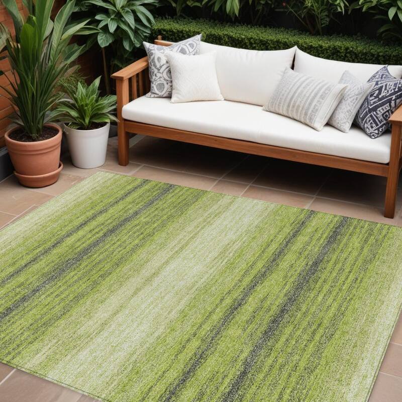 HomeRoots Abstract Transitional Rectangle Outdoor Rug - 8' X 10'