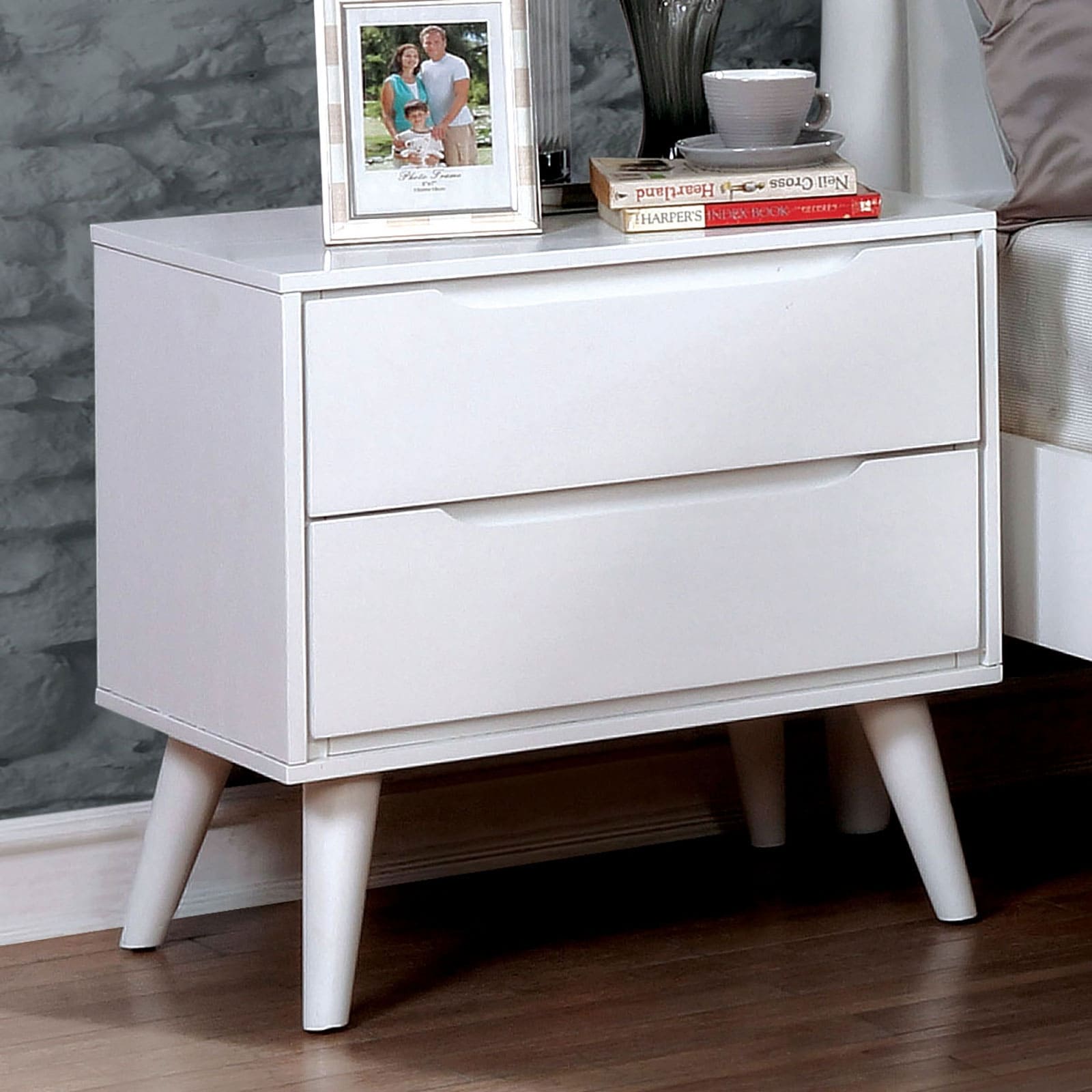 Mid-Century Modern White Nightstand with Round Tapered Legs and 2 Drawers