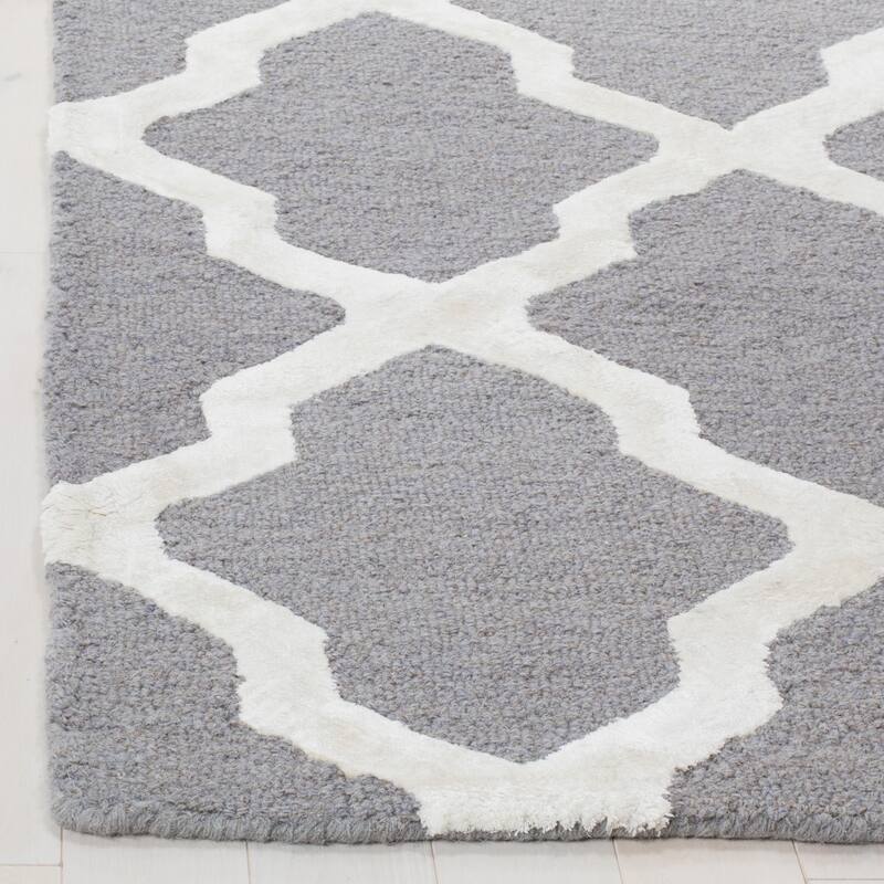 SAFAVIEH Handmade Cambridge Zavastiea Modern Wool Rug