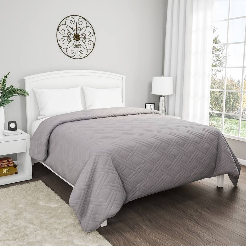 Quilt Coverlet - All-Season Washable Bedspread - Basket-Weave Polyester Bedding with Quilted Pattern by Windsor Home - Twin - Silver