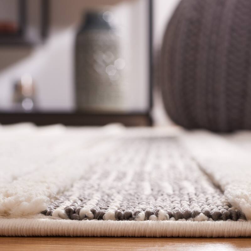 SAFAVIEH Urban Gulnar Moroccan Rug