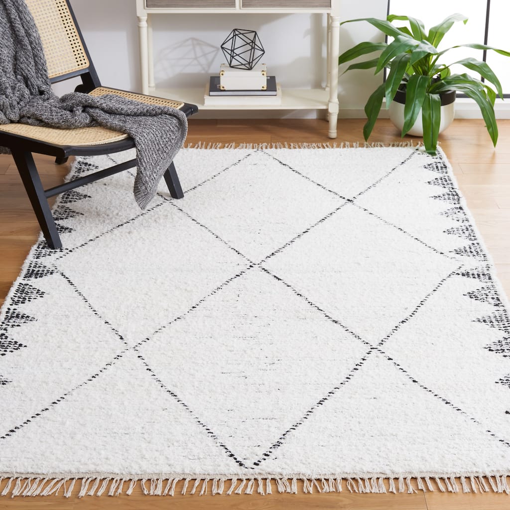SAFAVIEH Handmade Casablanca Zvjezdana Boho Cotton Fringe Rug