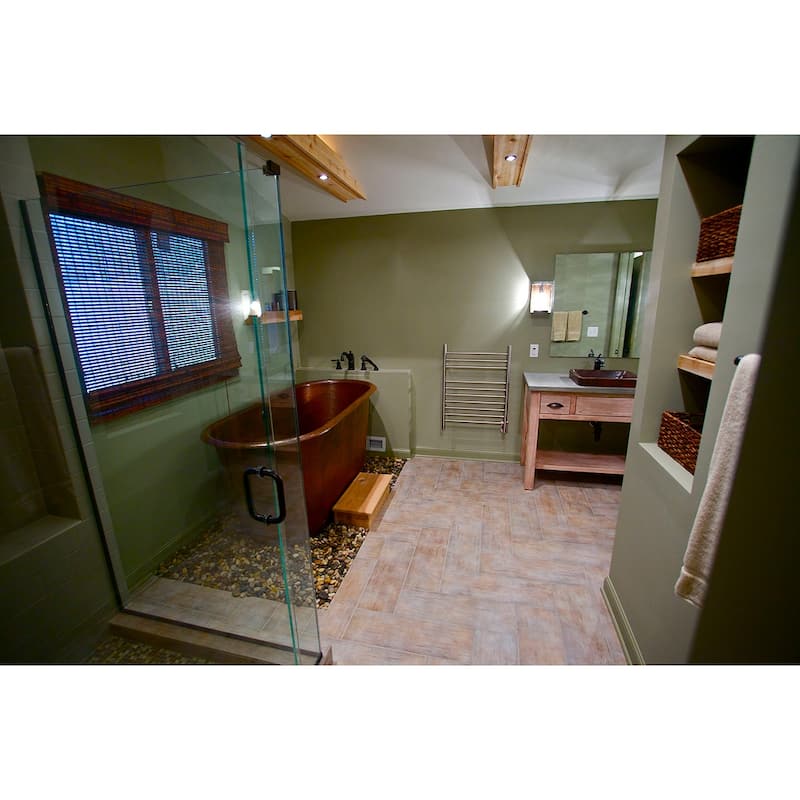 72-in Hammered Copper Modern Style Bathtub in Oil Rubbed Bronze (BTM72DB)