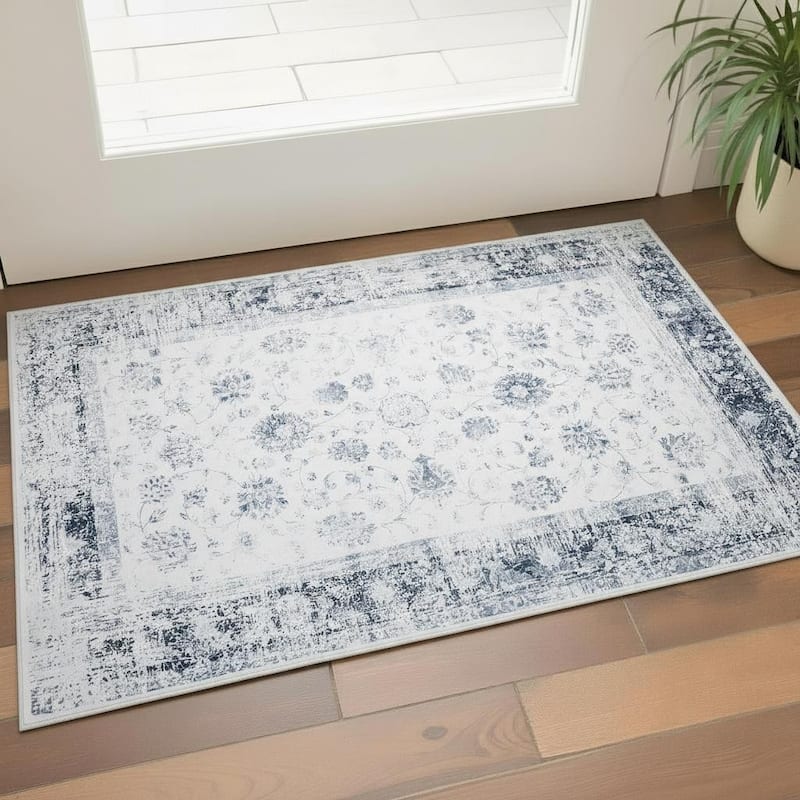 HomeRoots Oriental Casual Rectangle Area Rug - 3' X 5' - 3' X 5'