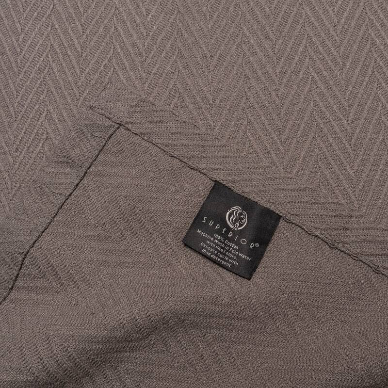 Superior Metro Zig-Zag Chevron All-Season Bedding Cotton Blanket