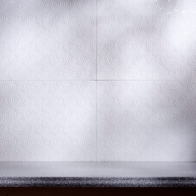 FASÄDE Lotus Decorative Vinyl Backsplash Panel