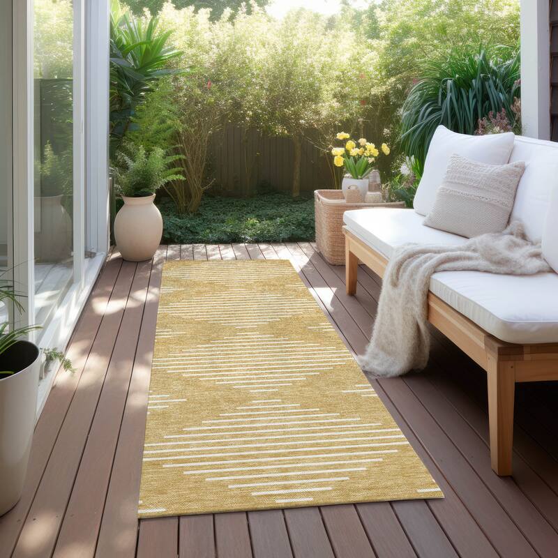 Machine Washable Indoor/ Outdoor Modern Stripe Chantille Rug - Gold - 2'3" x 7'6"
