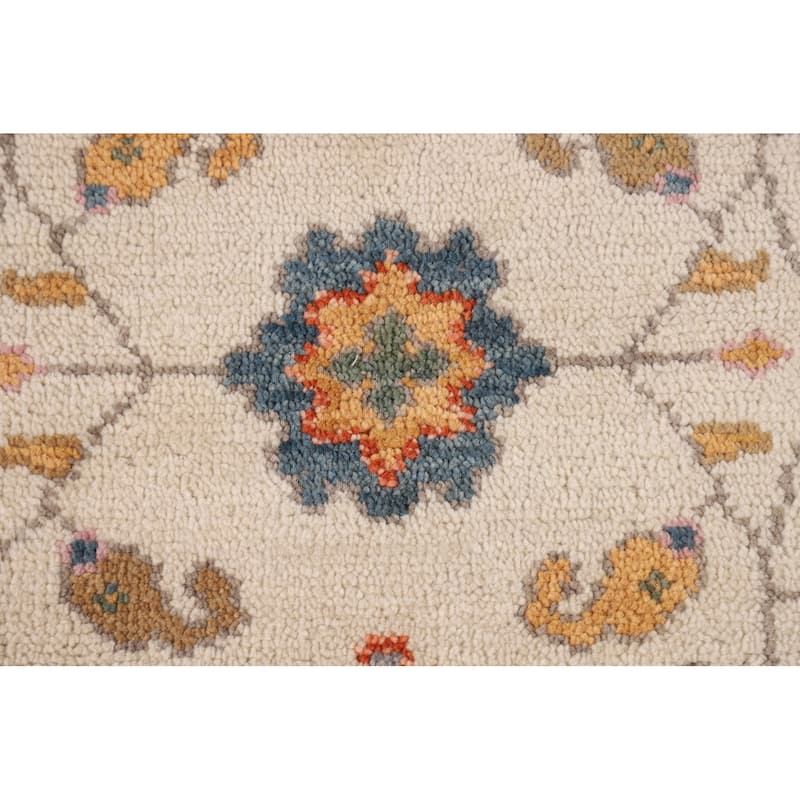 All-Over Floral Ivory Oushak Indian Foyer Rug Hand-Knotted Wool Carpet - 2'6"x 5'9"