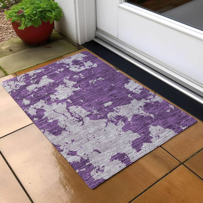 Machine Washable Indoor/ Outdoor Chantille Abstract Rug - Purple - 1'8" x 2'6"