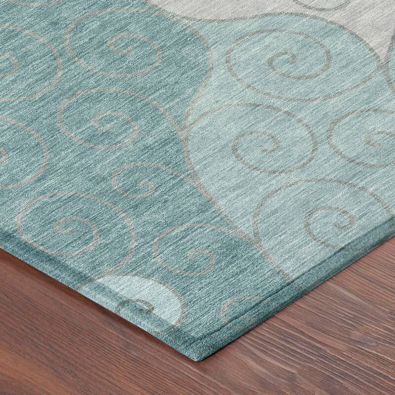 Machine Washable Indoor/ Outdoor Swirly Chantille Rug