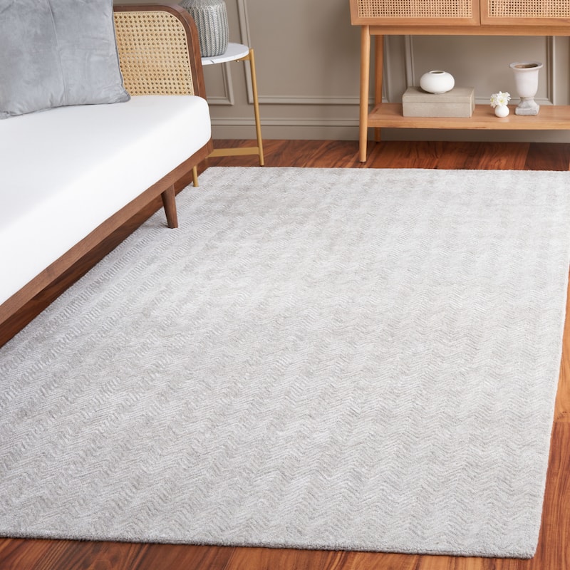 SAFAVIEH Handmade Glamour Ostilia Chevron Viscose Rug - 3' x 5' - Grey/Ivory