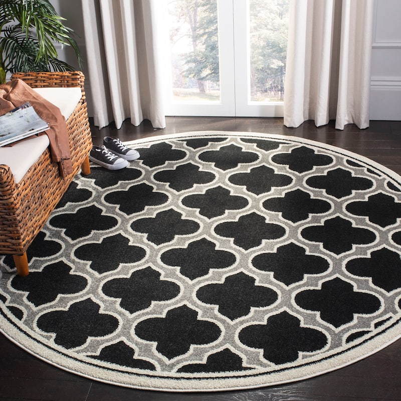 SAFAVIEH, Amherst Doraline Modern Rug - 7' Round - Anthracite/Ivory