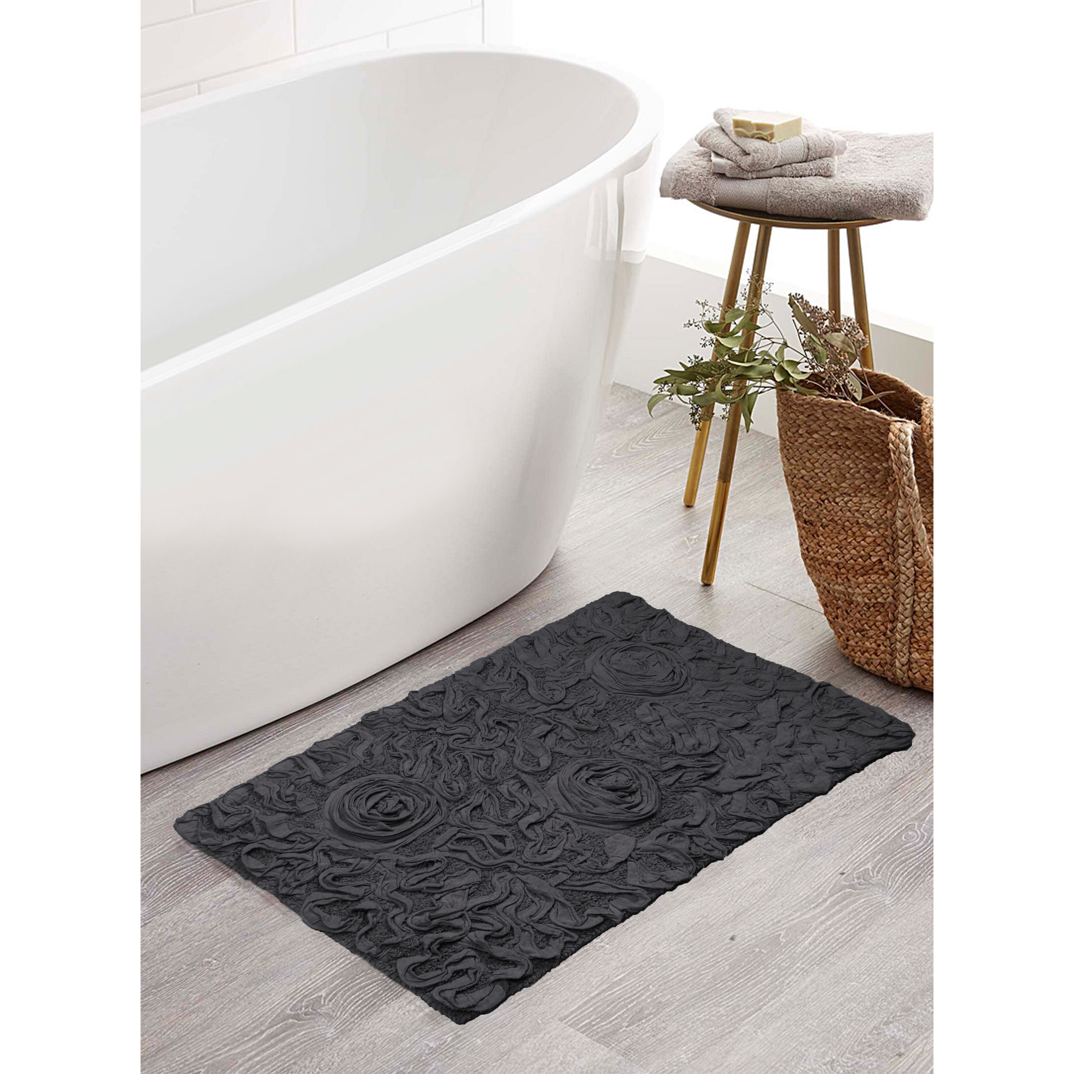 HOME WEAVERS INC Bell Flower Collection Gray 4 Piece Bath Rug Set