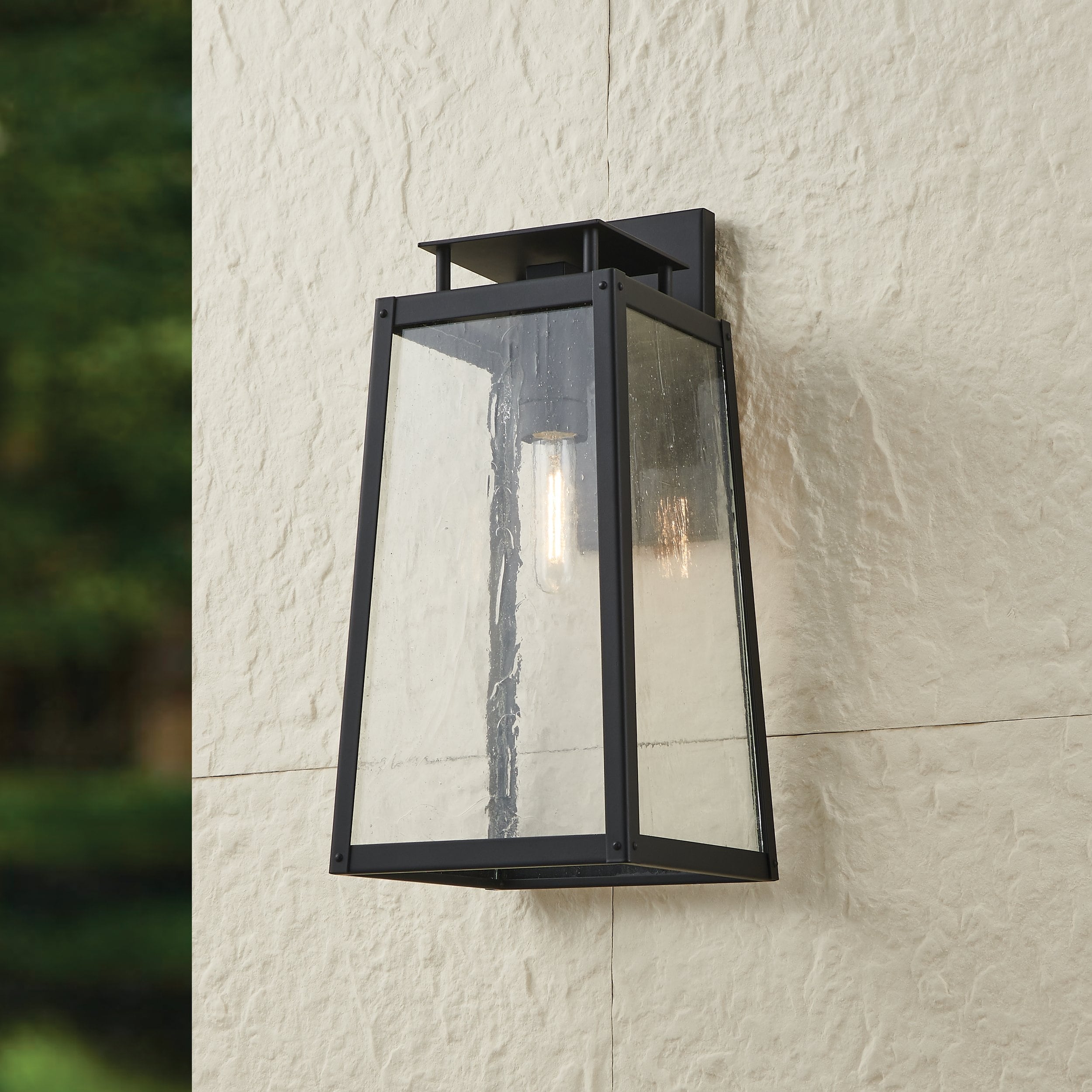 Thesis Salford 19-inch 1-light Matte Black Exterior Wall Sconce with Clear Antique Glass