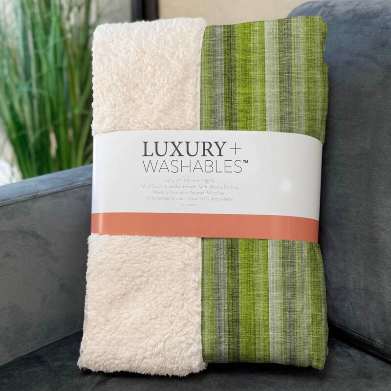 Premium Machine Washable Contemporary Stripe Sherpa Throw Blanket