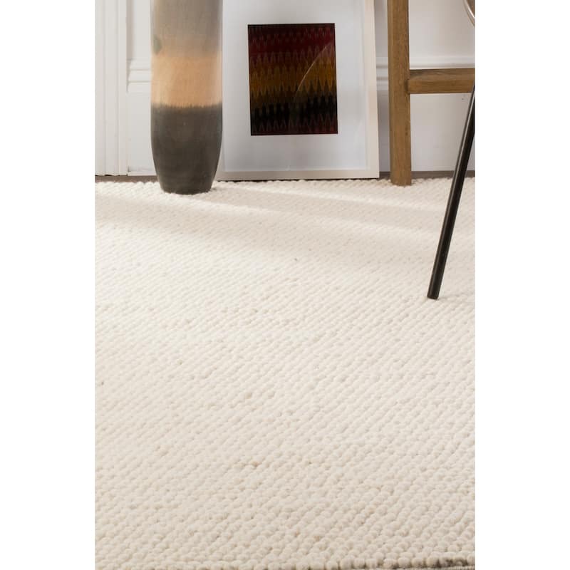 SAFAVIEH Handmade Natura Gonnie Wool Rug