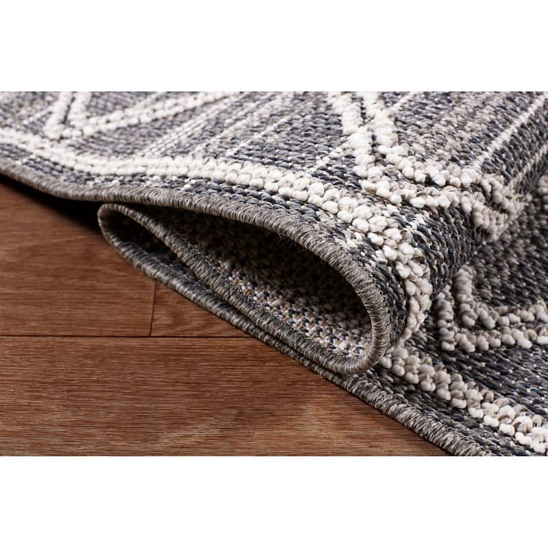 Terra by Obeetee Resort Diamonds Rug