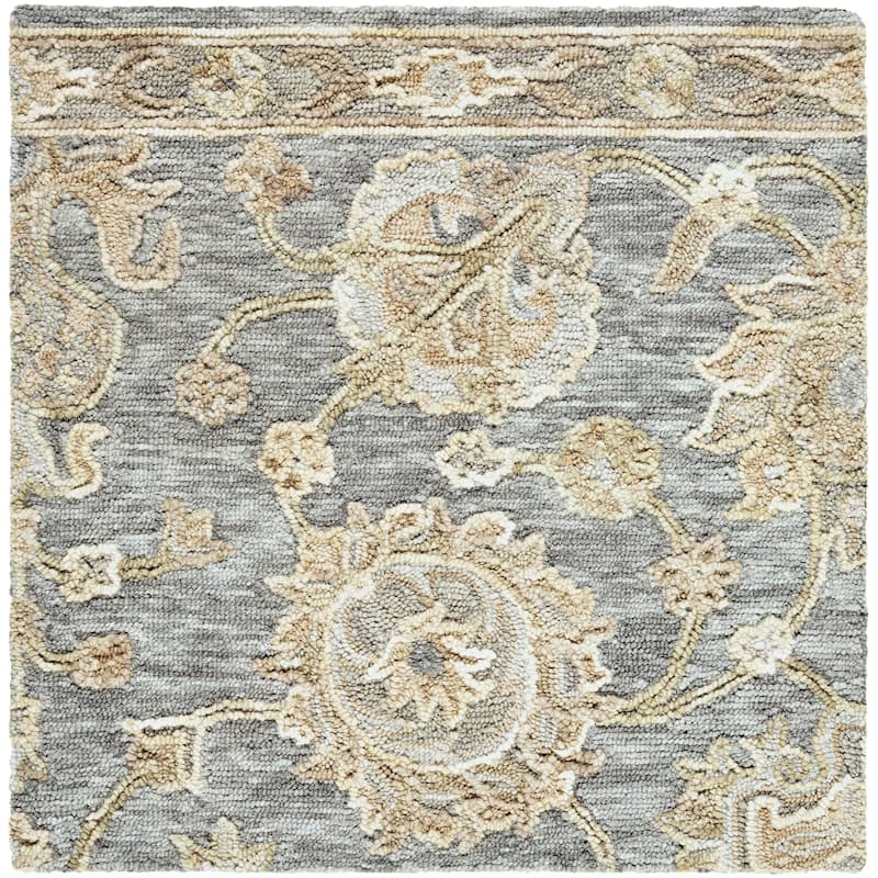 Livabliss Arnold Traditional Area Rug