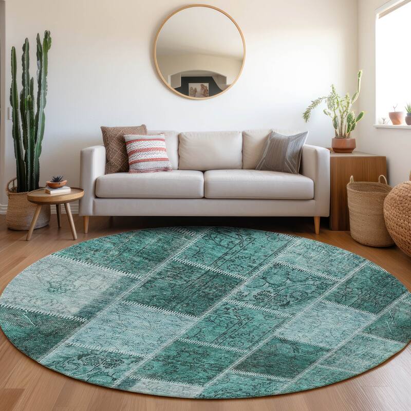 Machine Washable Indoor/ Outdoor Chantille Traditional Patchwork Rug