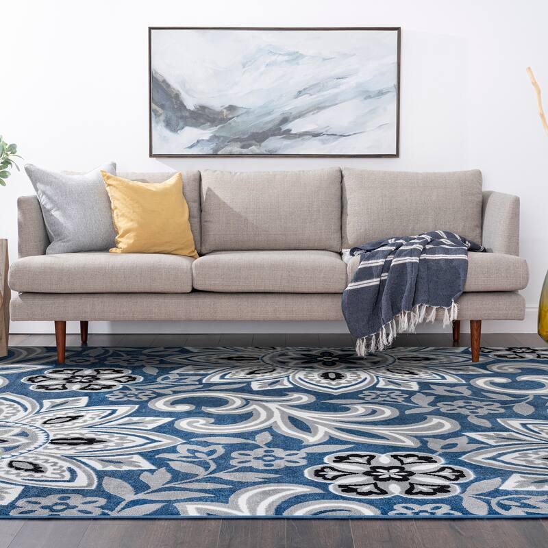 Wyman Bohemian & Eclectic Floral Indoor Area Rug