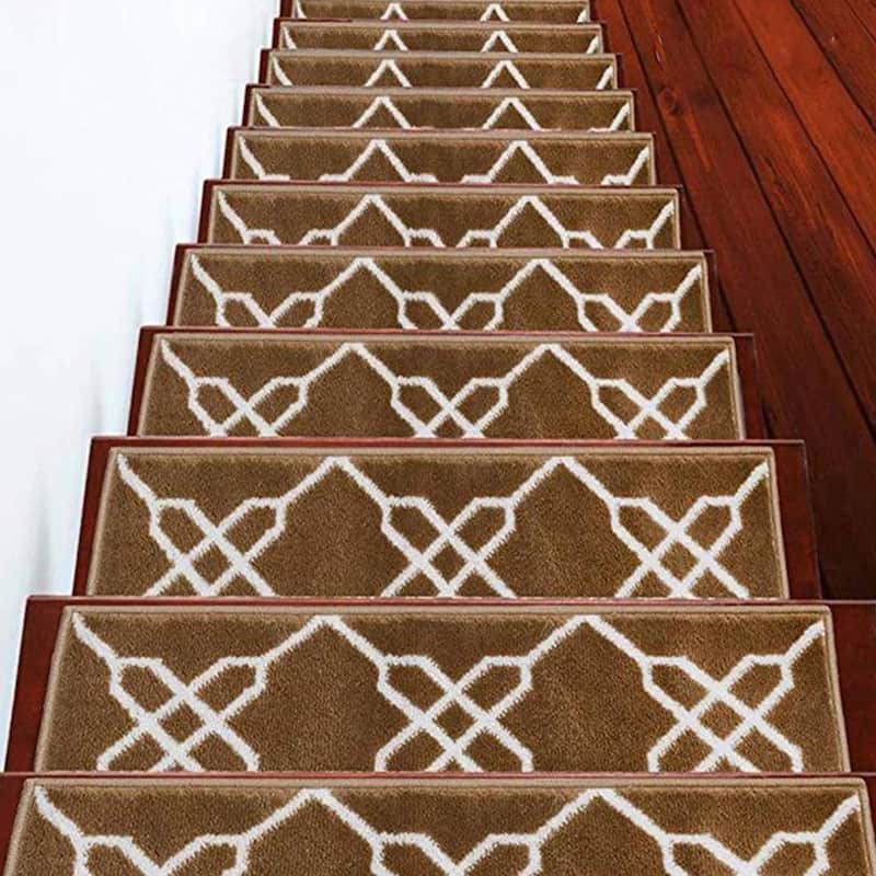 SUSSEXHOME Zigzag Collection Stair Treads Polypropylene 9"x28" - 7-PACK - Beige