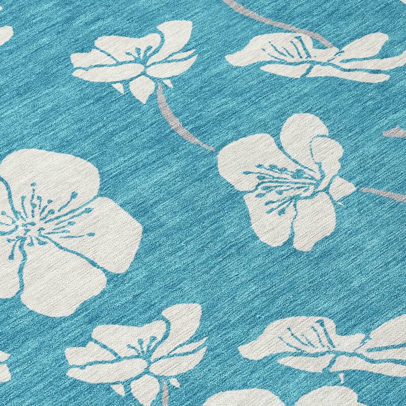 Machine Washable Indoor/ Outdoor Calm Floral Chantille Rug