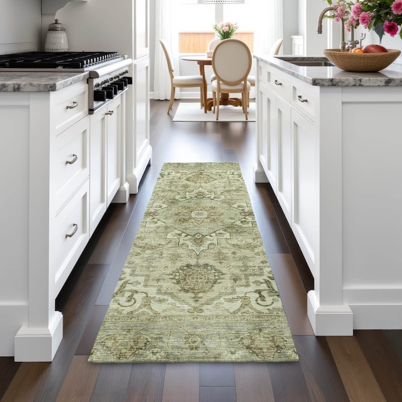 Machine Washable Indoor/Outdoor Traditional Vintage Chantille Rug