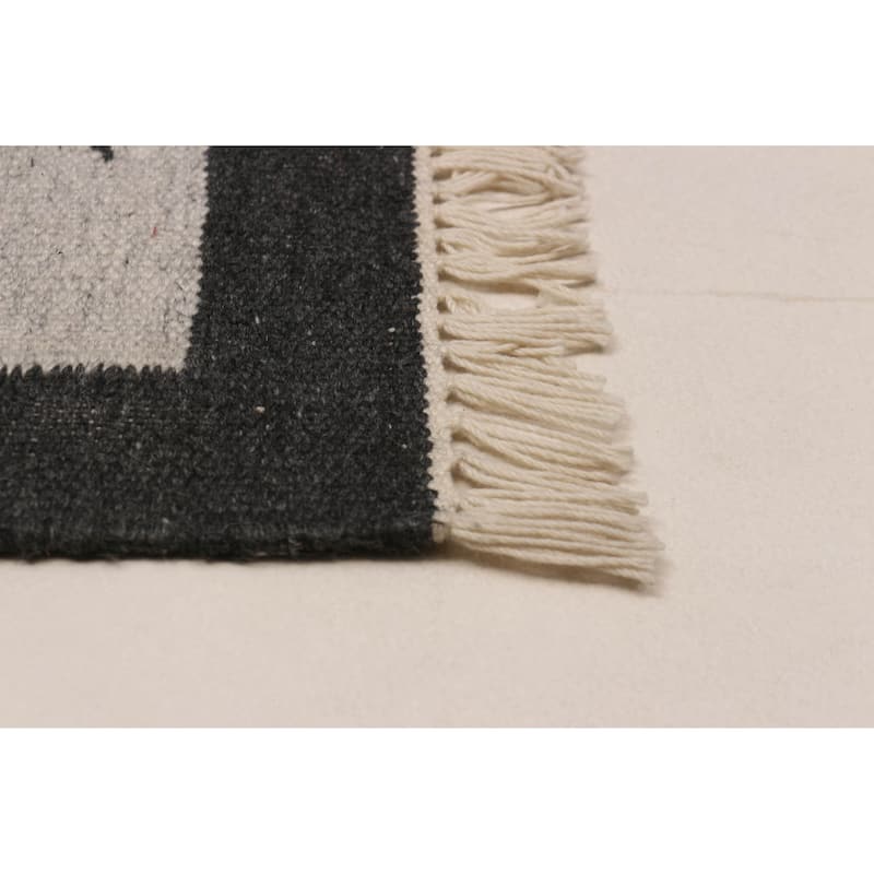 Ankara FW Grey, Grey Kilim 5'2" x 7'9" - 5'2 x 7'9