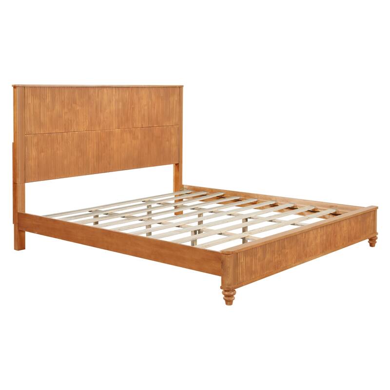 Bedroom Set with Wooden Platform Bed and Nightstands