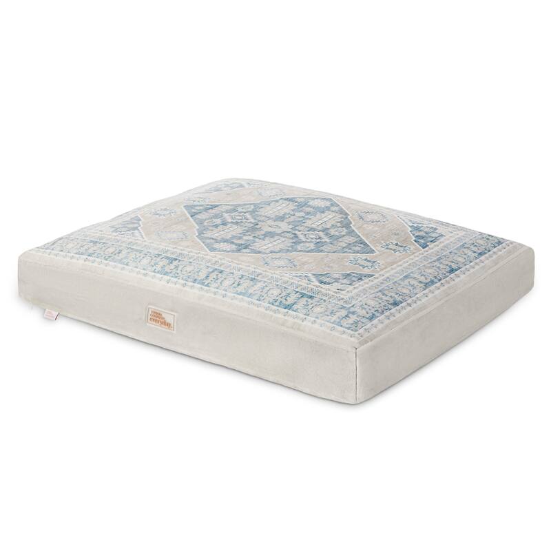 TOWN & COUNTRY EVERYDAY CuddleTown Medallion Pillow Crate Mat Pet Bed