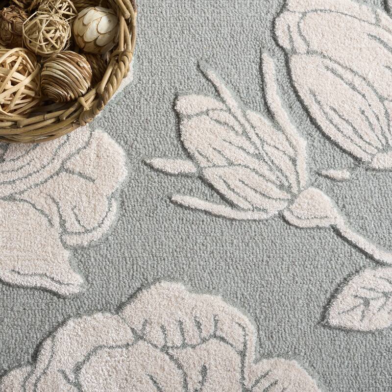 SAFAVIEH Handmade Glamour Arsenia Floral Wool Rug