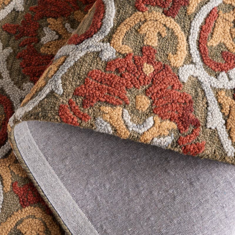 SAFAVIEH Handmade Blossom Parthenia Floral Wool Rug