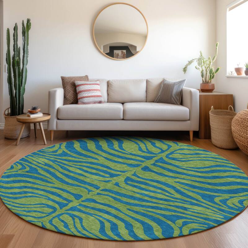 Machine Washable Indoor/ Outdoor Modern Animal Print Chantille Rug - Green - 8' x 8'