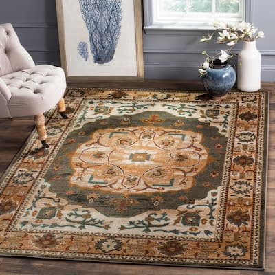 SAFAVIEH Summit Eglina Traditional Oriental Rug