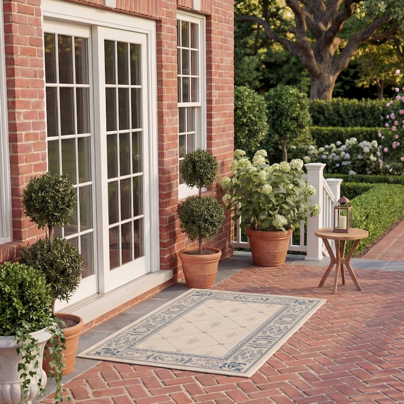 SAFAVIEH Courtyard Hendrina Indoor/ Outdoor Waterproof Patio Backyard Rug