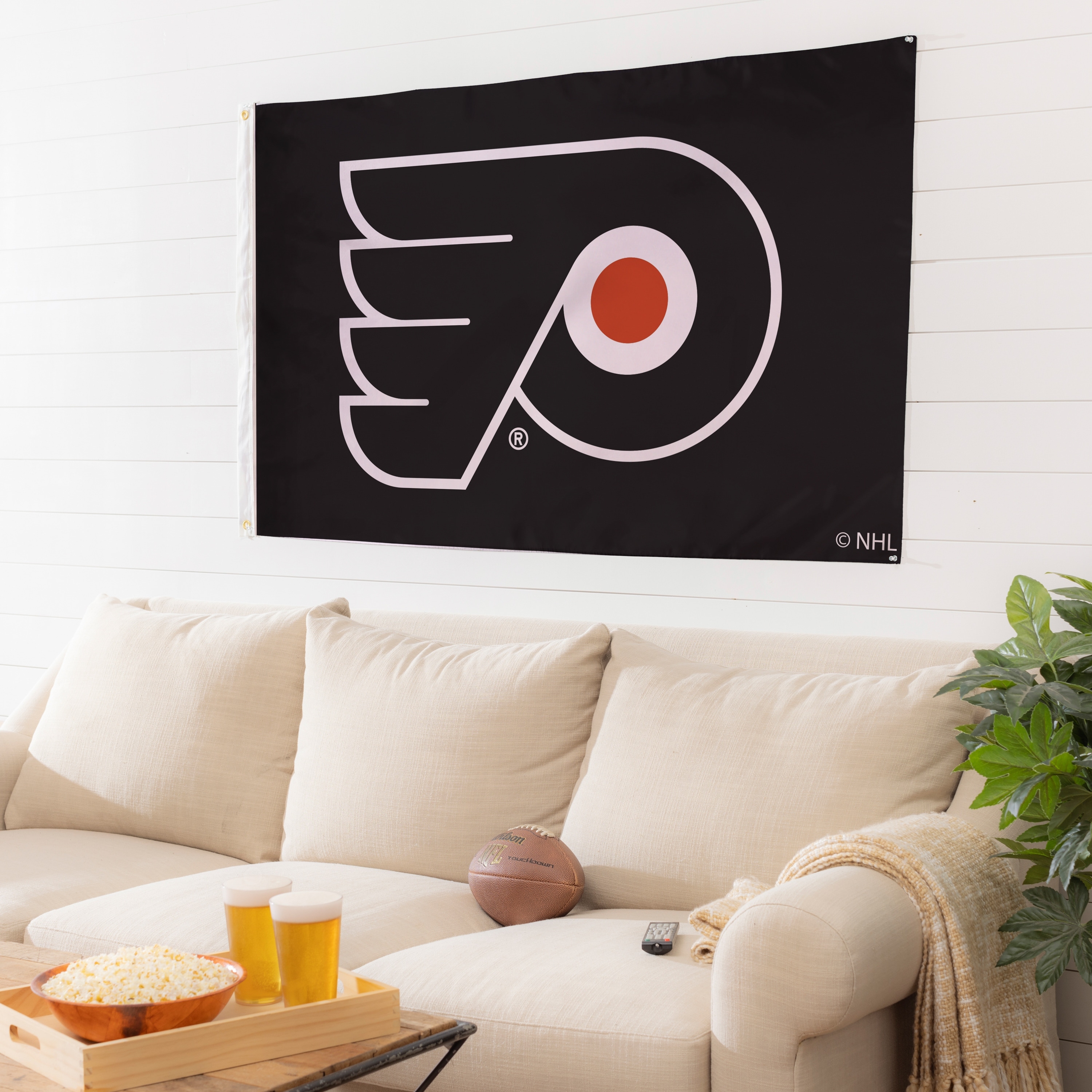 New York Islanders Single Sided Flag w/ 2 Grommets, 3'x5'