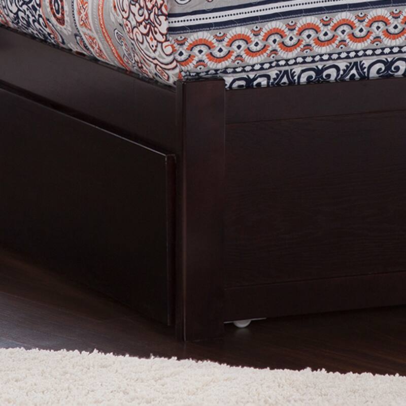 Richmond Bed with Footboard and Twin XL Trundle