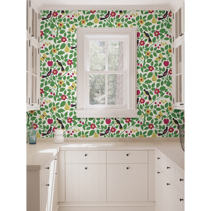 NuWallpaper Green Paradisus Peel & Stick Wallpaper - 216in x 20.5in x 0.025in