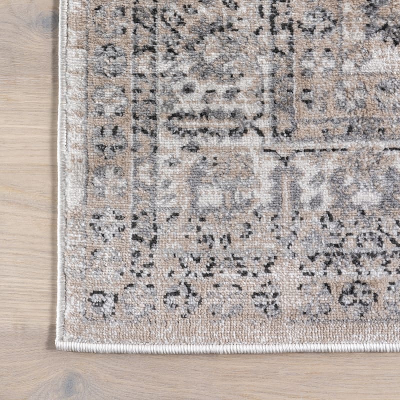 Nuloom Lillith Traditional Medallion Area Rug