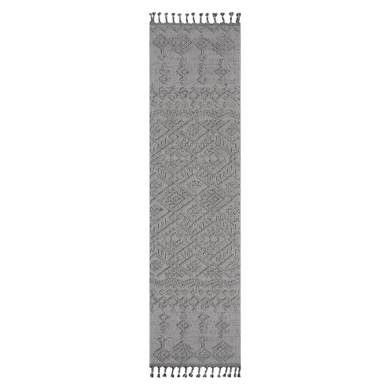 LOOM & LUXE Collection 2X8 White/Traditional Indoor/Outdoor Area Rug - 96" D x 26" W x 0.28" H
