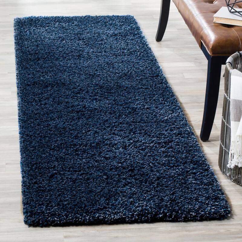 SAFAVIEH California Shag Izat 2-inch Thick Area Rug - 2'3" x 7' Runner - Navy