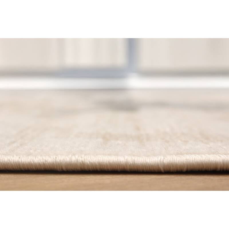 ECARPETGALLERY Machine Woven Celeste Ivory Area Rug