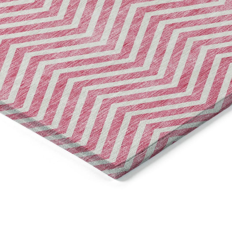 Machine Washable Indoor/ Outdoor Chantille Chevron Stripe Rug