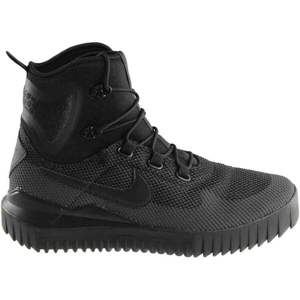 nike wild mid