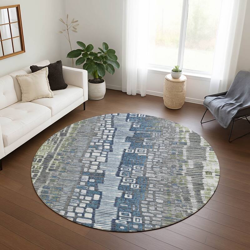 Machine Washable Indoor/ Outdoor Geo Mosaic Chantille Rug