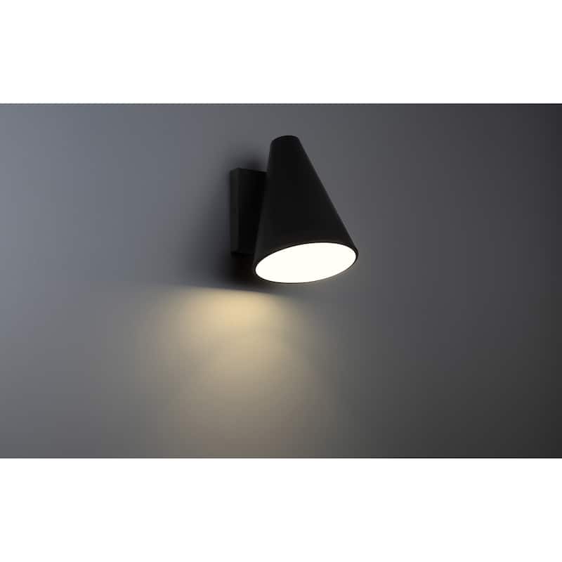 Solano Outdoor LED Wall Mount - Square Backplate - Cone Shade