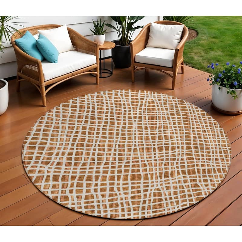 HomeRoots Striped Transitional Rectangle Outdoor Rug - 8' Round