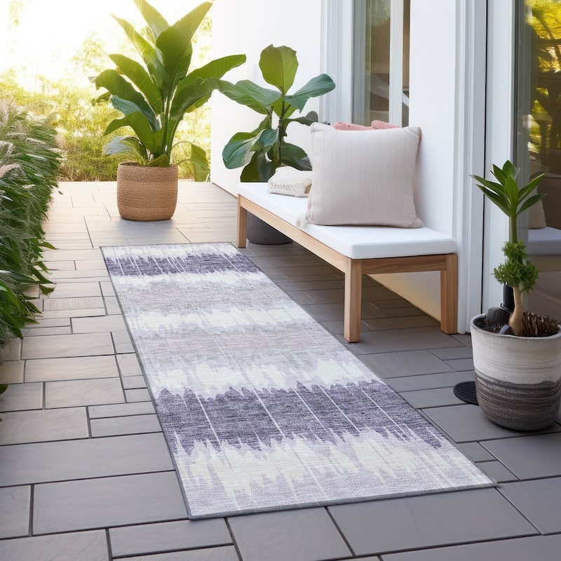 Machine Washable Indoor/ Outdoor Chantille Contemporary Ombre Rug - Lavender - 2'3" x 7'6"