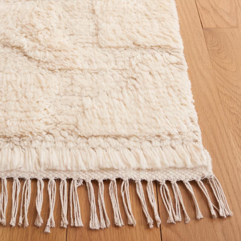 SAFAVIEH Handmade Kenya Jelske Southwestern Wool Rug