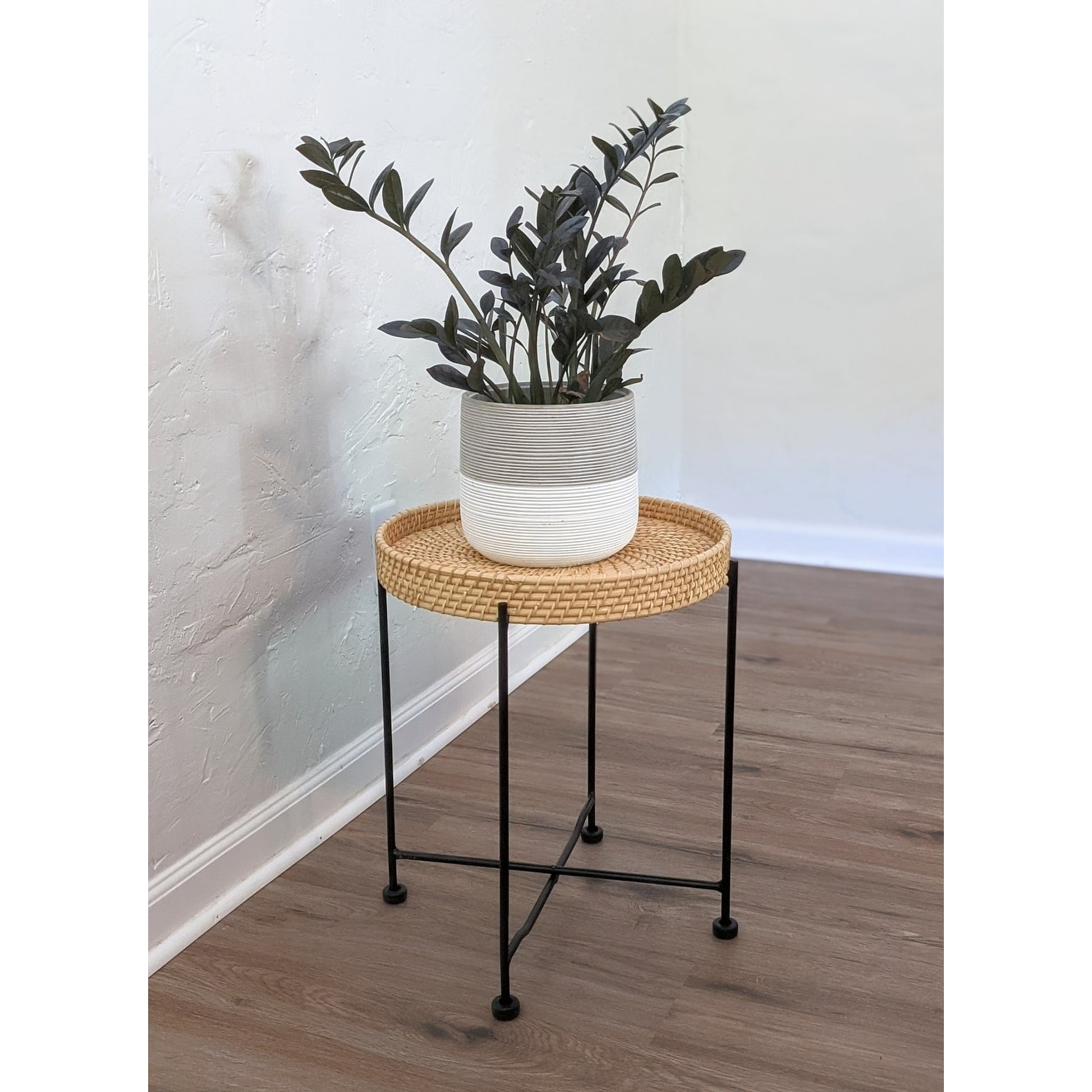 18" Hand Woven Rattan End Table Night Stand Accent Display Side Table Home Decor - 18" height x 15" diameter